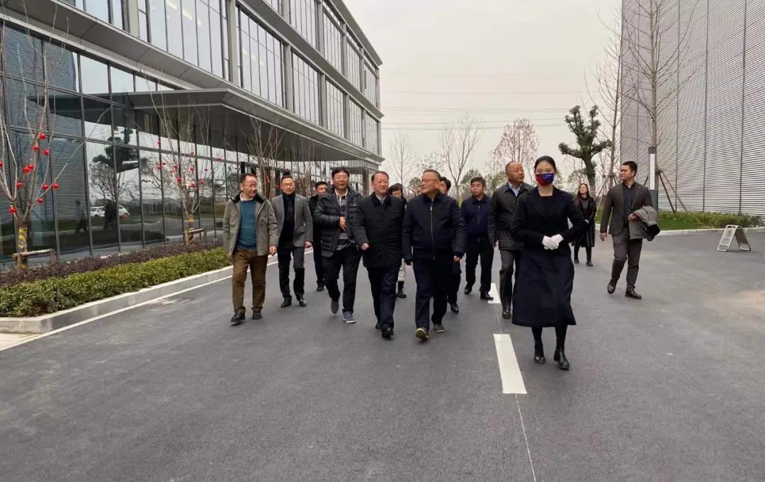 8693c7273a1fdde053f7489b6a722782